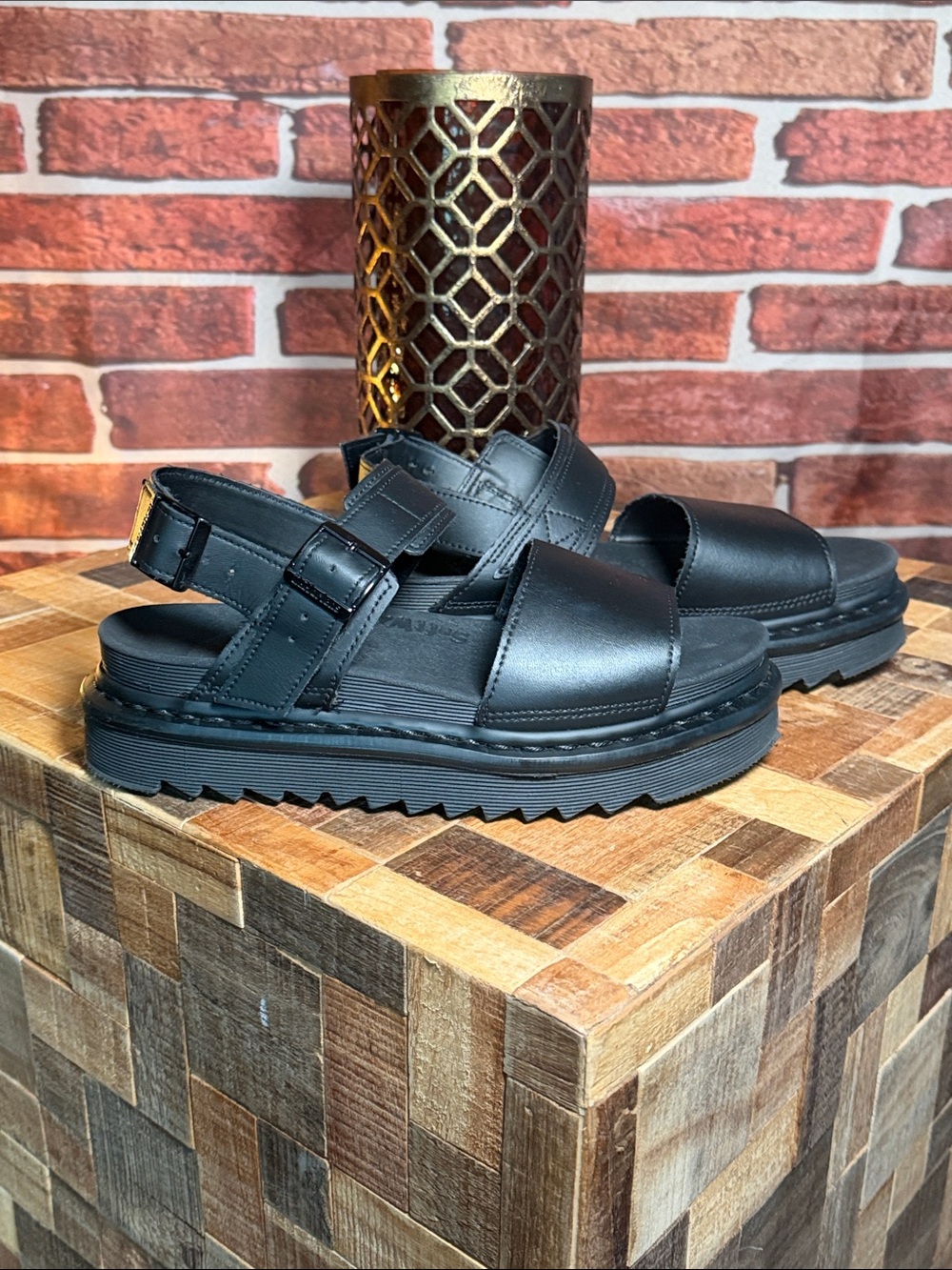 🥿 Dr. Martens Voss Platform Sandals Black Leather US 9 EU 41